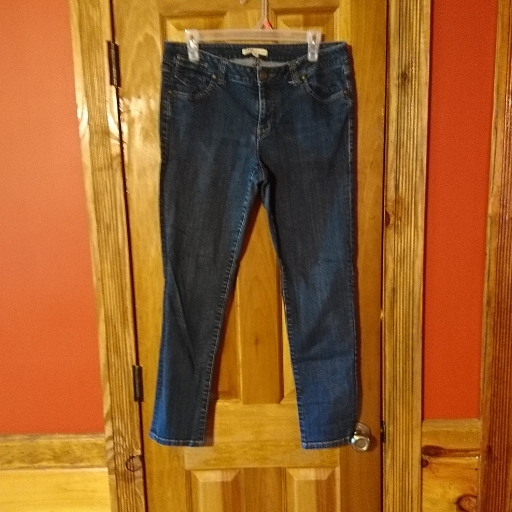 Cabi skinny jeans, bundle price $4